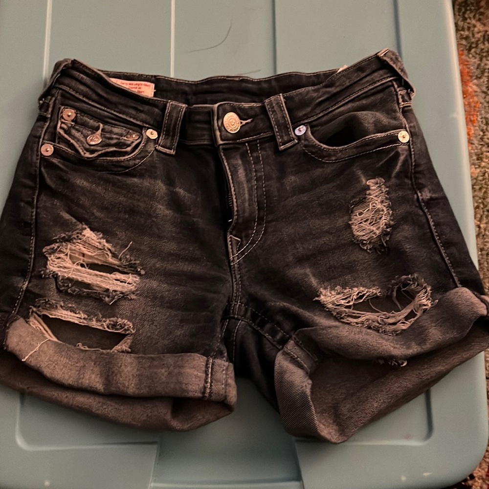 True Religion Curvy Mid Length Shorts size 27